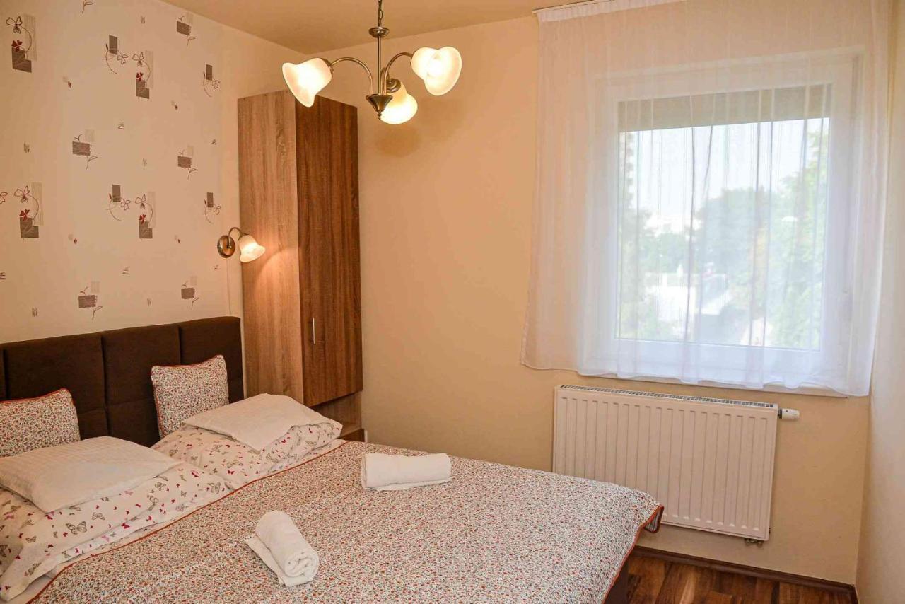 Apartman Otto Hajdúszoboszló Eksteriør billede